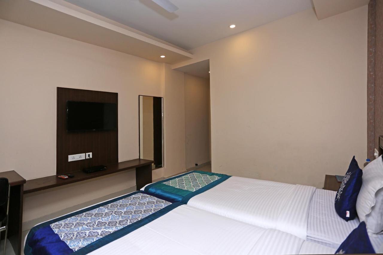 Hotel Railview Bhubaneswar Eksteriør bilde
