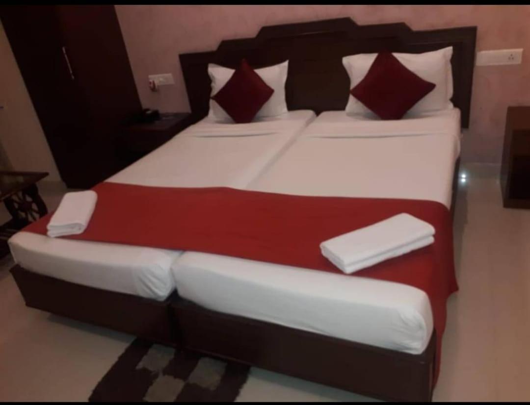 Hotel Railview Bhubaneswar Eksteriør bilde